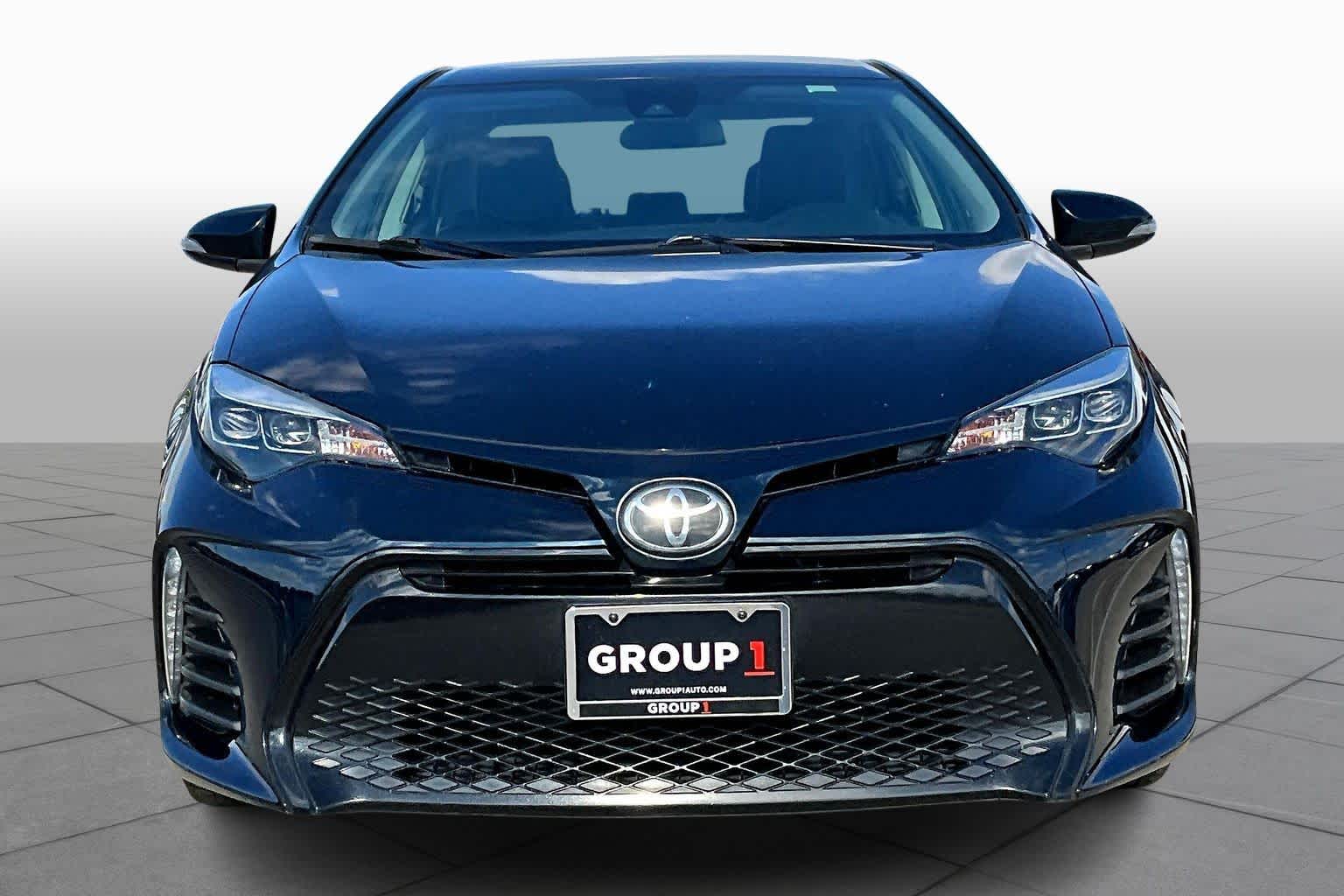 2019 Toyota Corolla SE photo 3