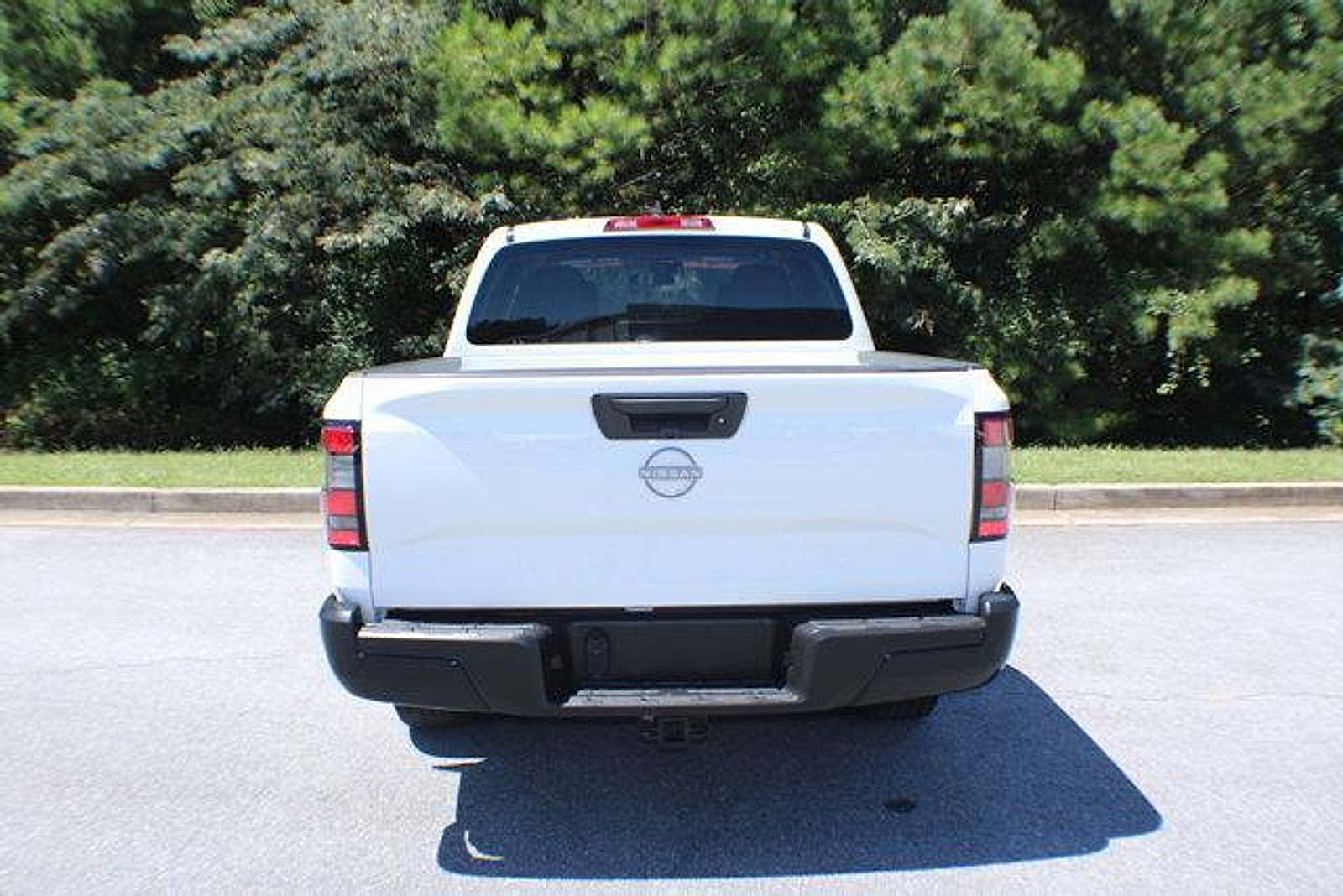 2023 Nissan Frontier S photo 11