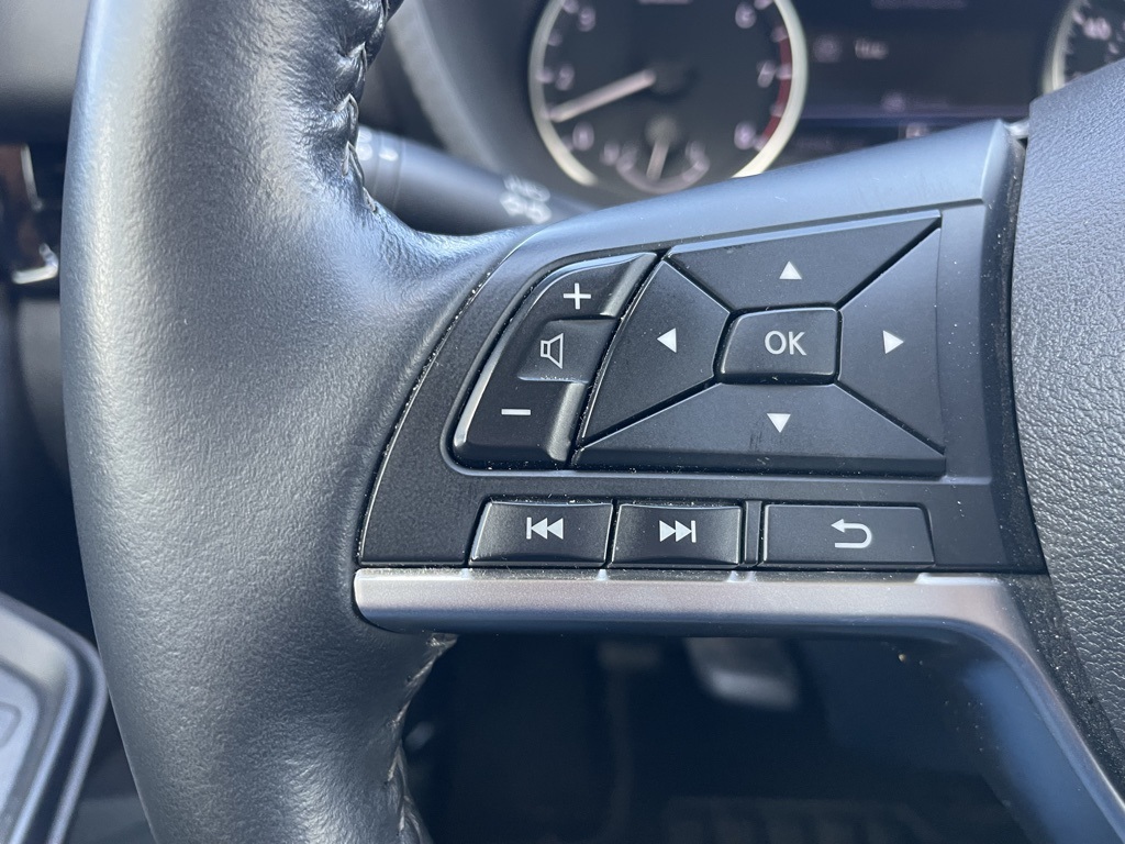 2023 Nissan Sentra SV photo 8