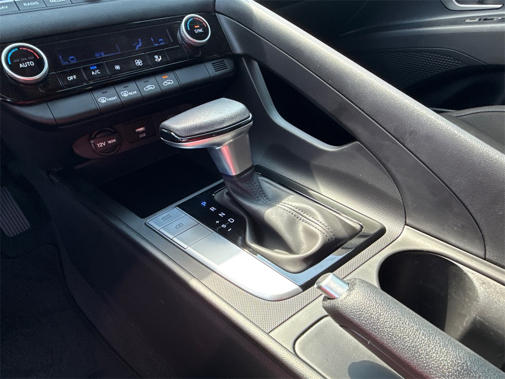 2024 Hyundai Elantra SEL photo 30