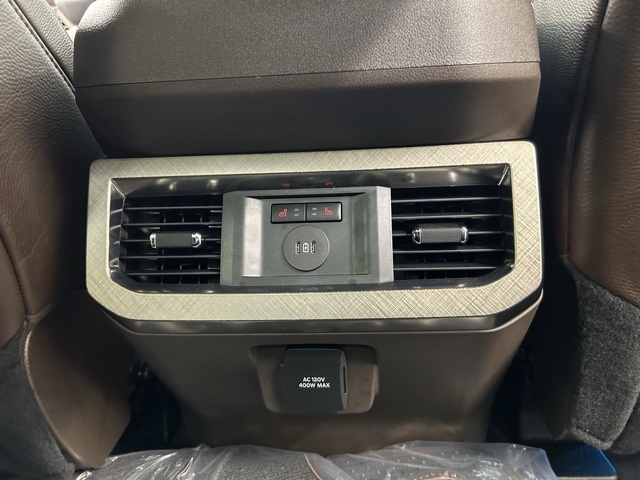 2025 Ford F-350 King Ranch photo 38