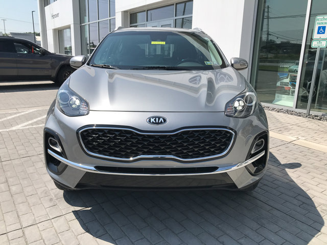 2021 Kia Sportage EX photo 3