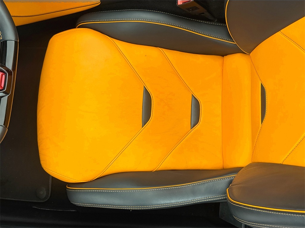 2020 Lamborghini Huracan Evo Spyder photo 19