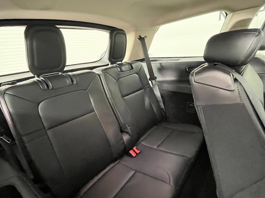 2023 Lincoln Aviator Standard photo 21