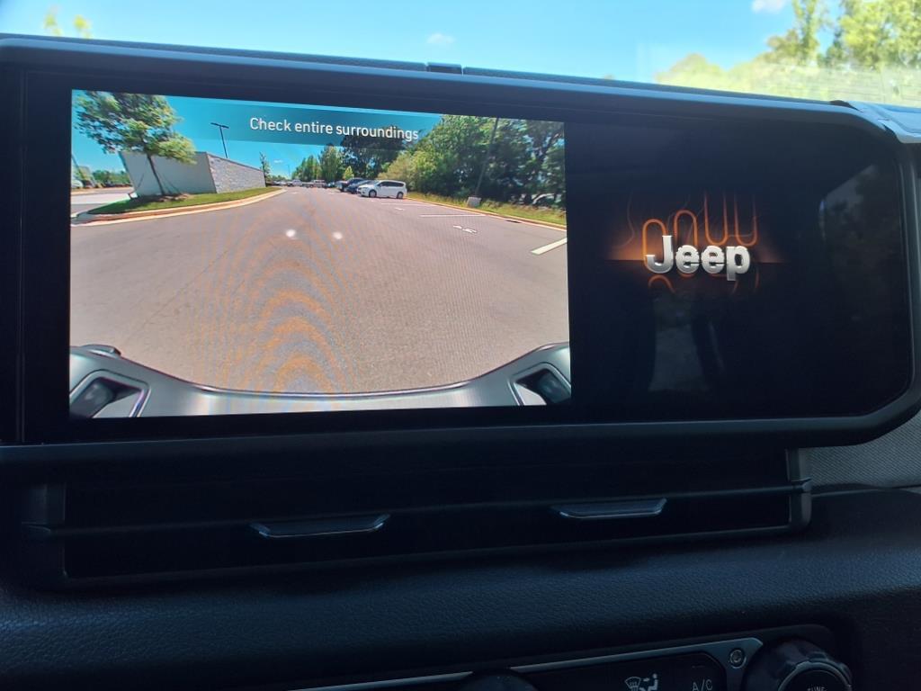 2025 Jeep Gladiator Sport S photo 8