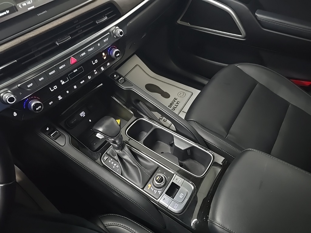 2021 Kia Telluride EX photo 26