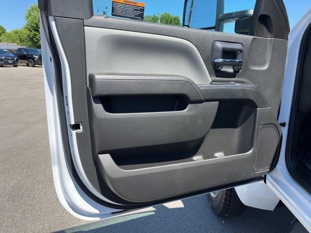 2024 Chevrolet Silverado 4500HD Work Truck photo 15