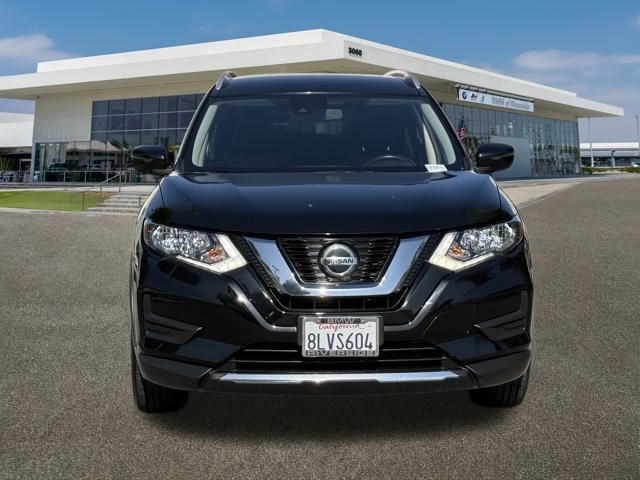 2019 Nissan Rogue SV photo 4