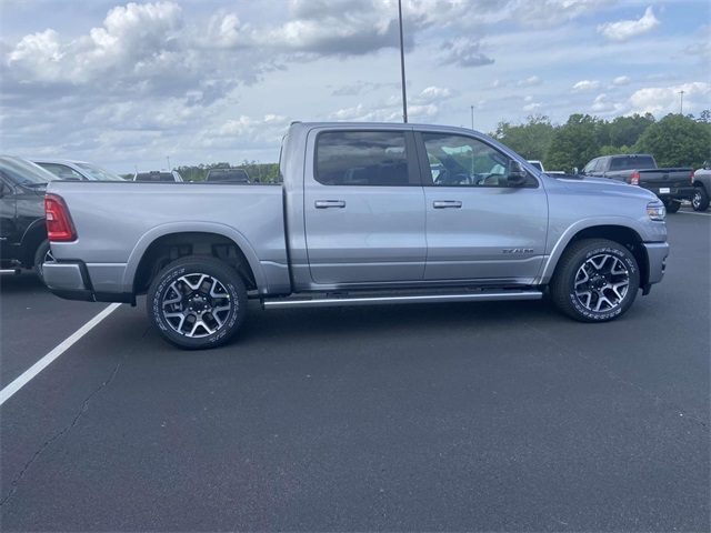 2025 Ram 1500 Laramie photo 2