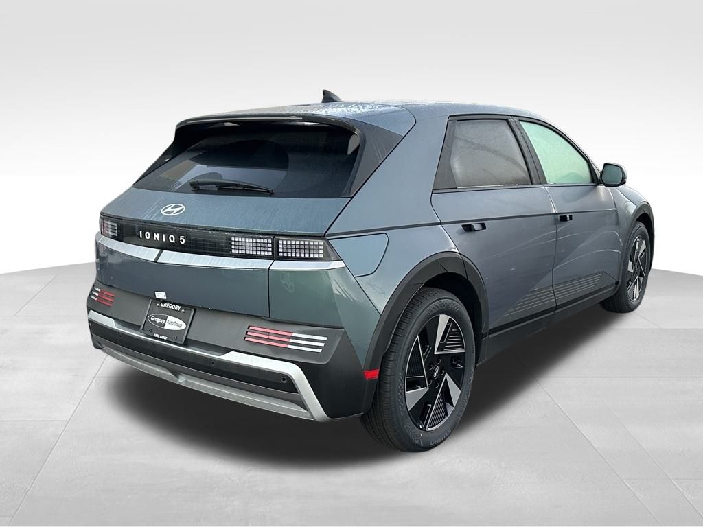 2025 Hyundai Ioniq 5 SE photo 4