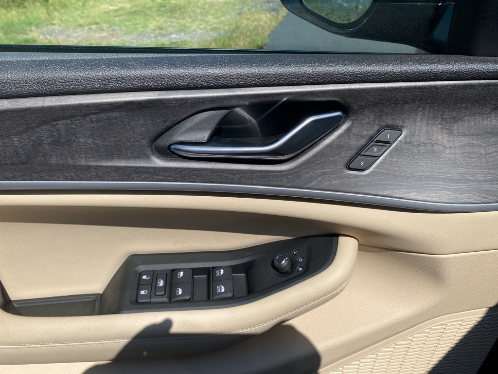 2025 Jeep Grand Cherokee Limited photo 17
