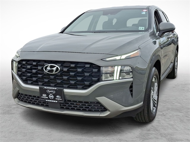 2021 Hyundai Santa Fe SE photo 2