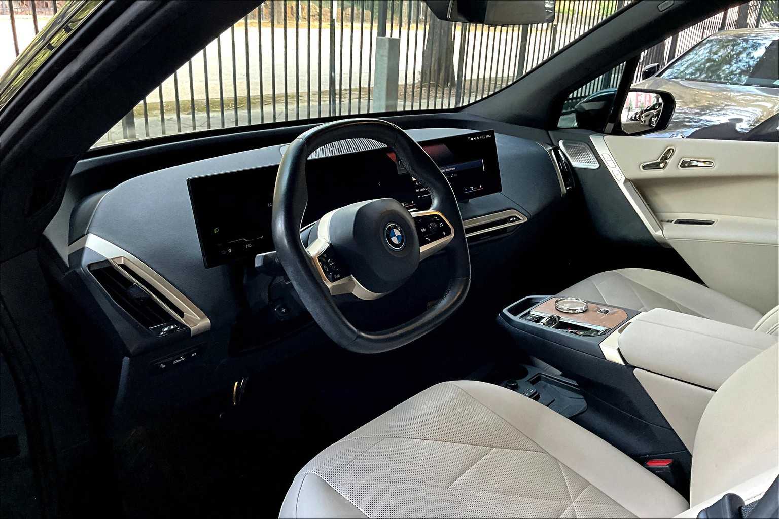 2023 Bmw iX xDrive M60 photo 16
