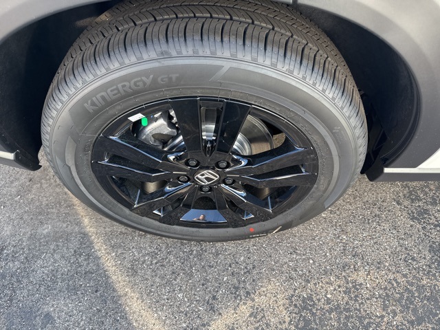 2026 Honda HR-V Sport photo 8