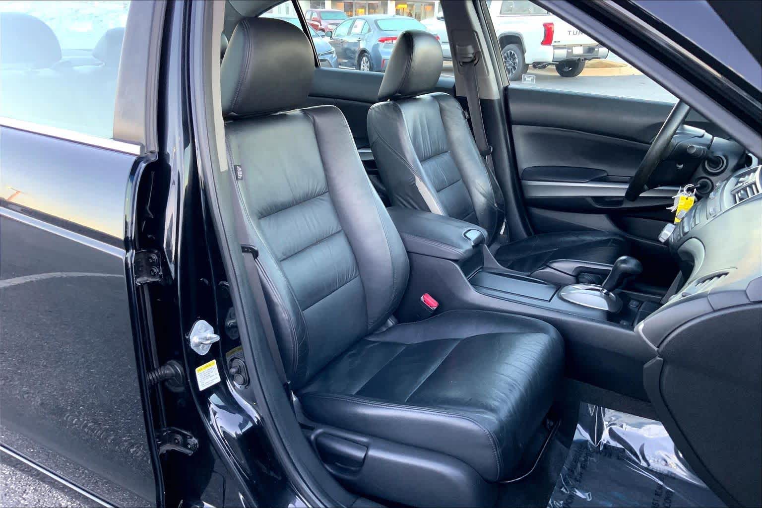 Image of Pre-Owned 2010 Honda Accord EX-L