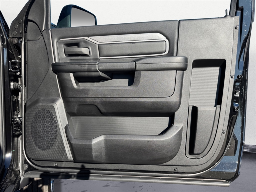 2024 Ram 5500 Tradesman photo 12