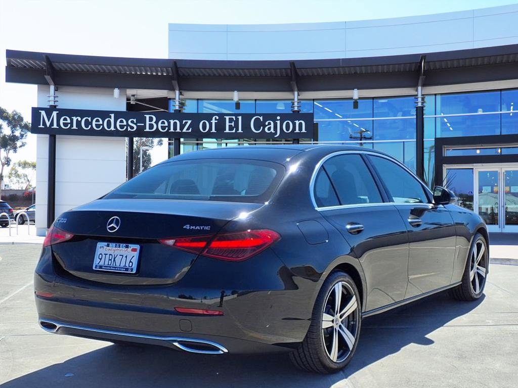 2025 Mercedes Benz C 300 4MATIC photo 3