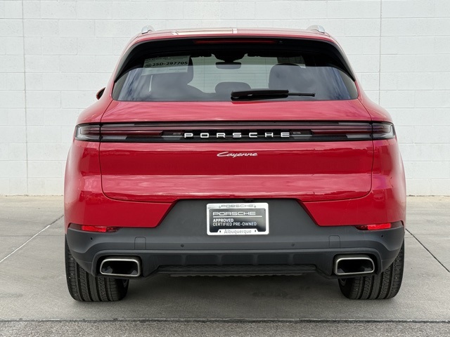 2025 Porsche Cayenne Base photo 11