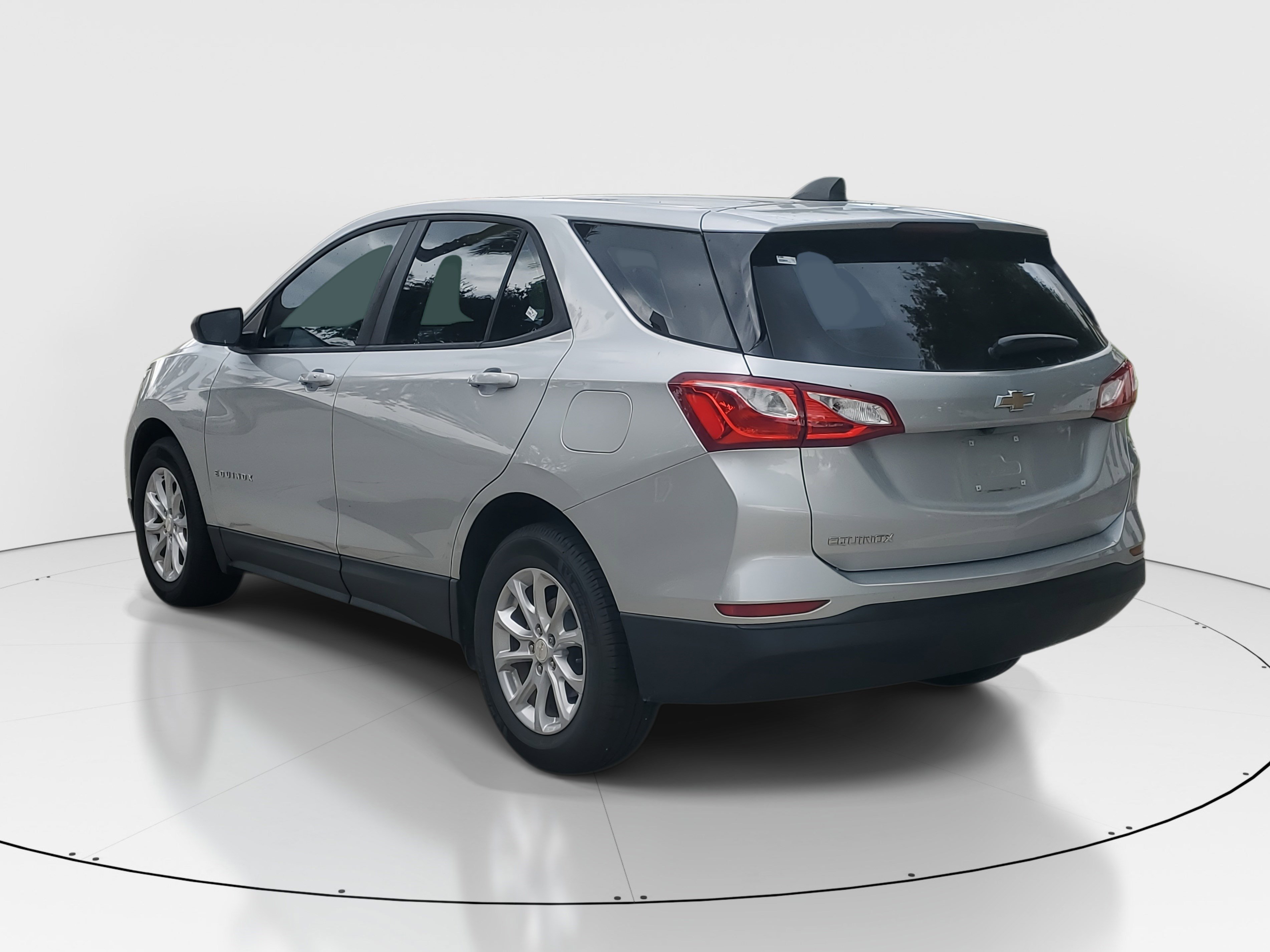 2020 Chevrolet Equinox LS photo 5