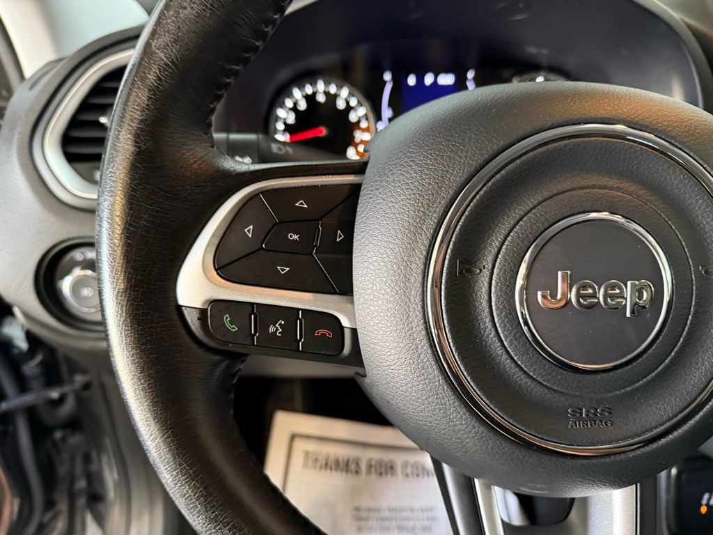 2020 Jeep Renegade Latitude photo 19