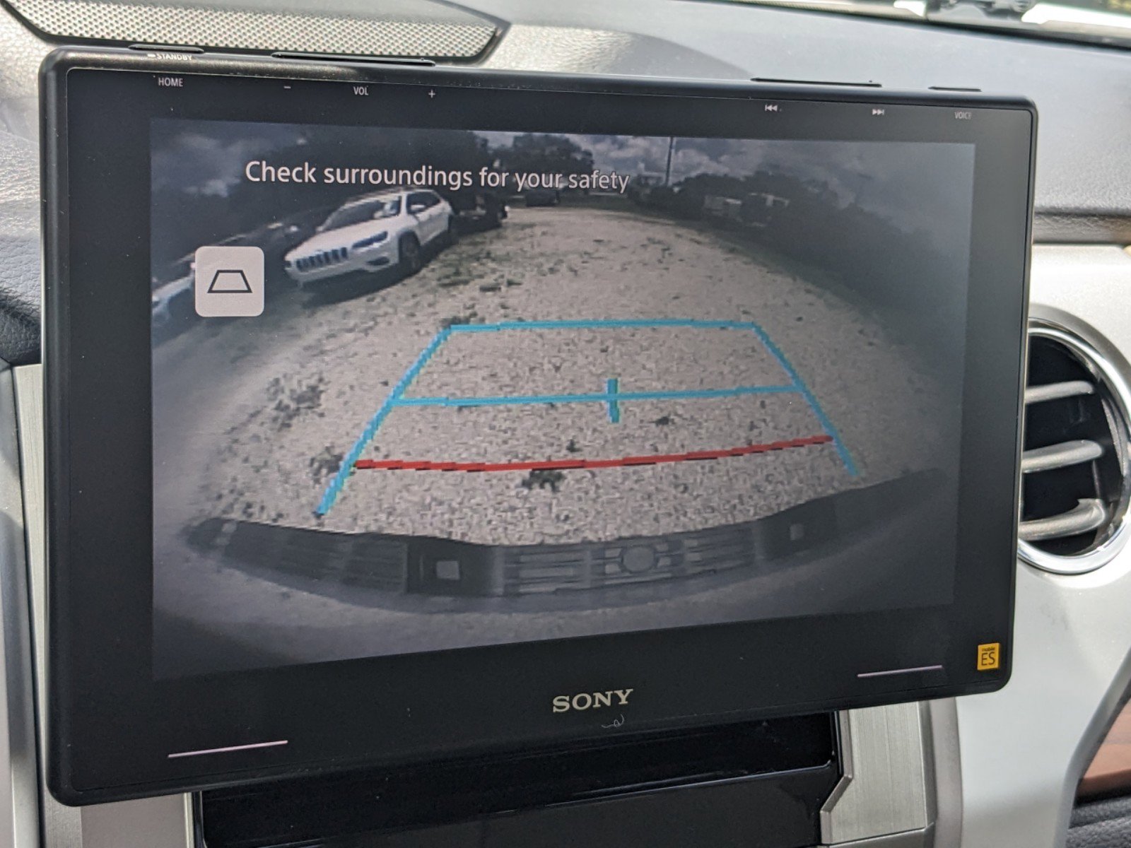 2019 Toyota Tundra Limited photo 26