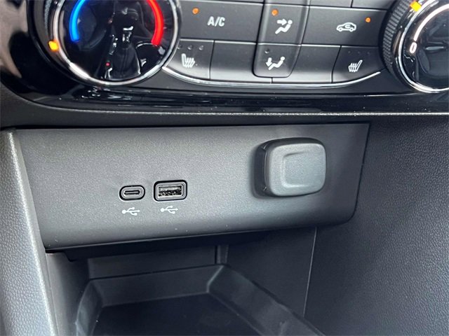 2025 Buick Encore GX Sport Touring photo 15