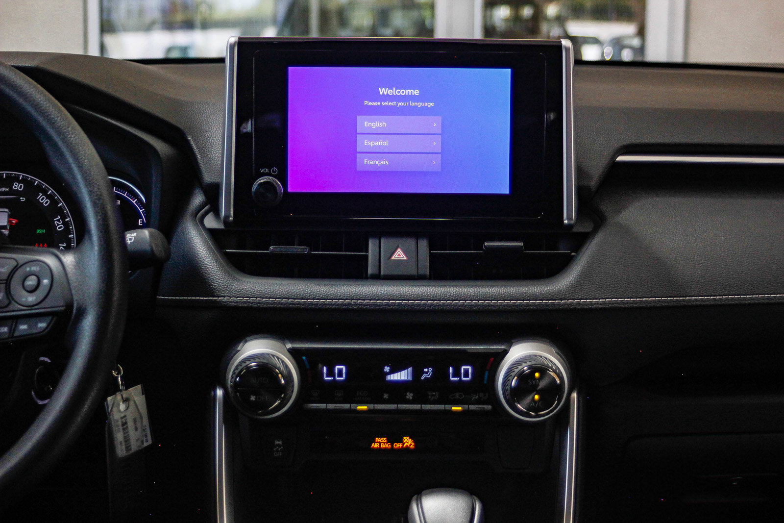 2025 Toyota RAV4 Hybrid LE photo 13