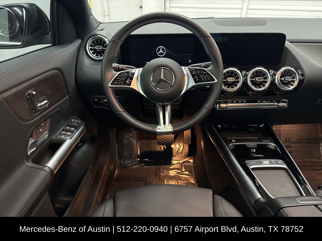 2025 Mercedes Benz GLA 250 photo 15