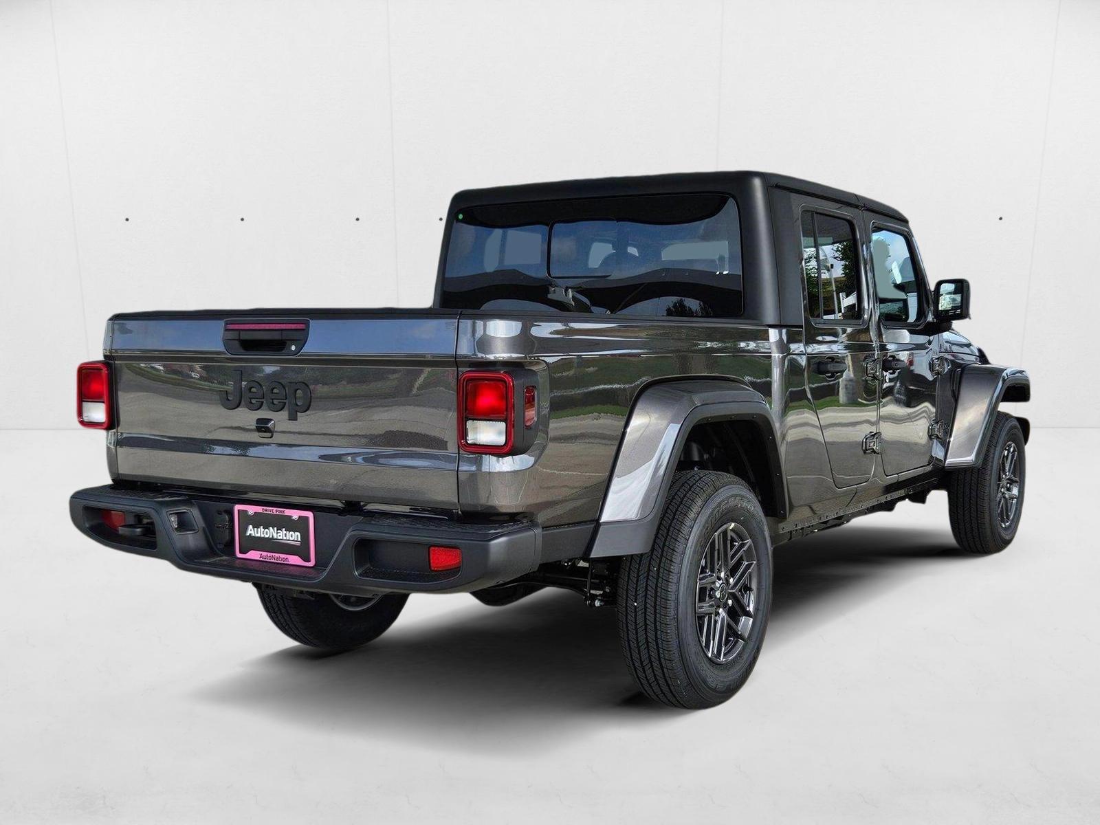 2025 Jeep Gladiator Sport S photo 2