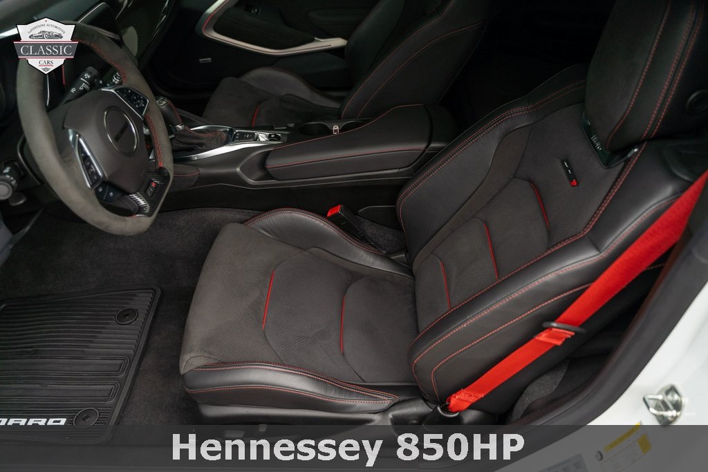 2023 Chevrolet Camaro ZL1 photo 2