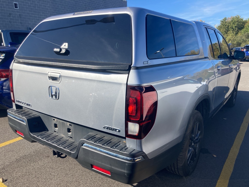 2019 Honda Ridgeline Sport photo 3