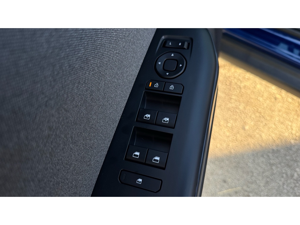 2025 Kia K4 EX photo 21