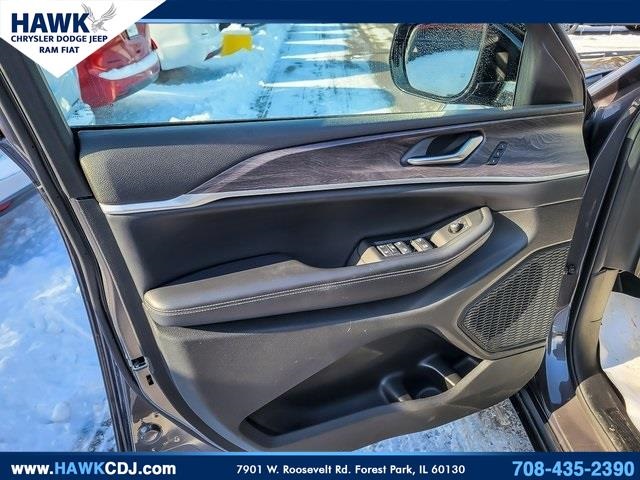 2023 JEEP GRAND CHEROKEE - Image 26