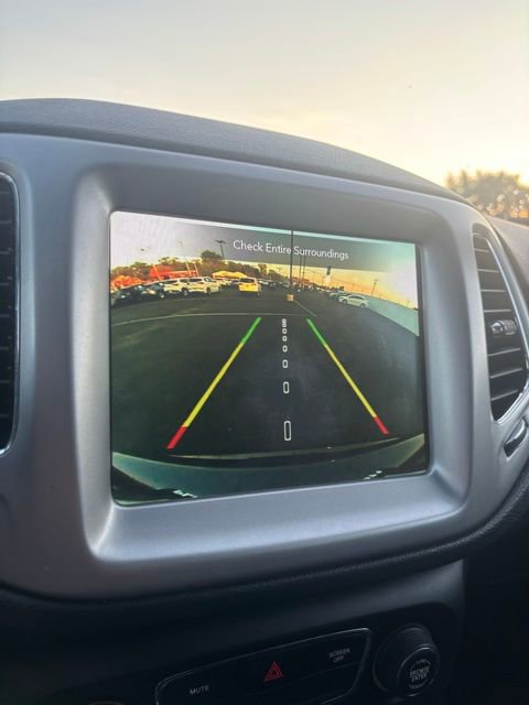 2021 Jeep Compass Altitude photo 22