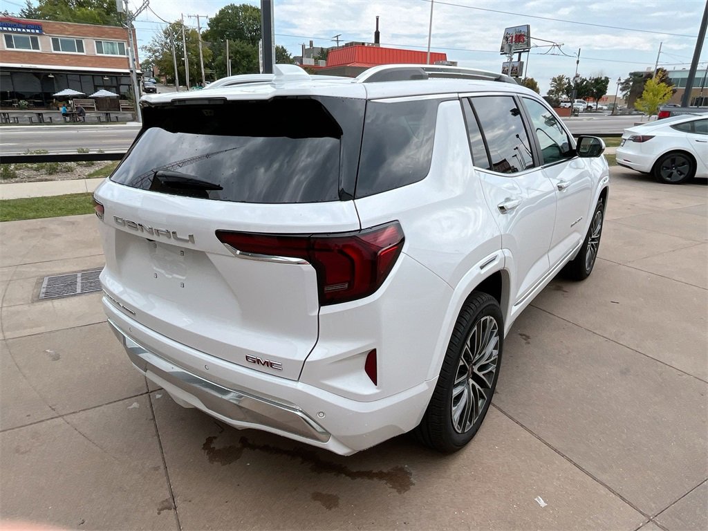 2026 Gmc Terrain Denali photo 4