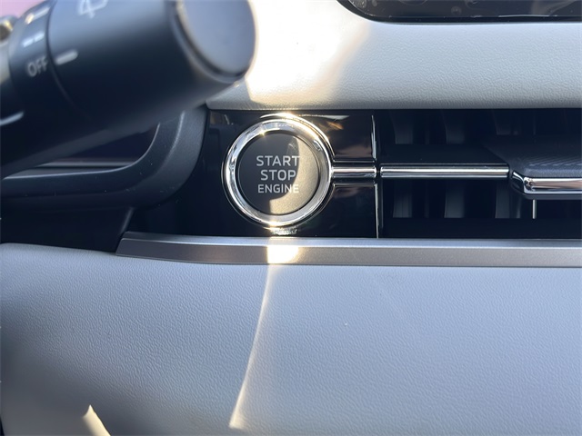 2025 Mitsubishi Outlander SEL photo 22