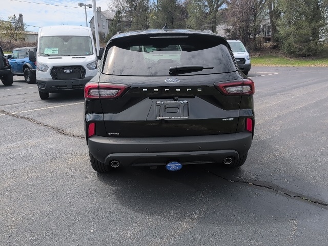 2025 Ford Escape Hybrid ST-Line Select photo 3