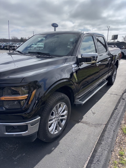 2024 Ford F-150 XLT's photo