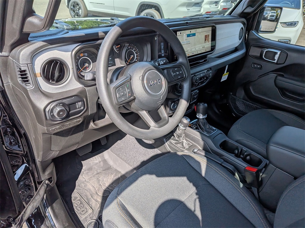 2025 Jeep Wrangler Sport photo 10