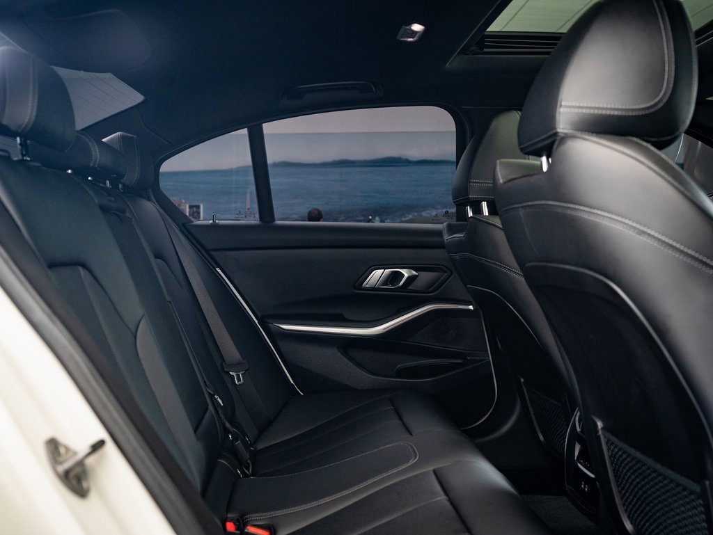 2022 Bmw 330i photo 34