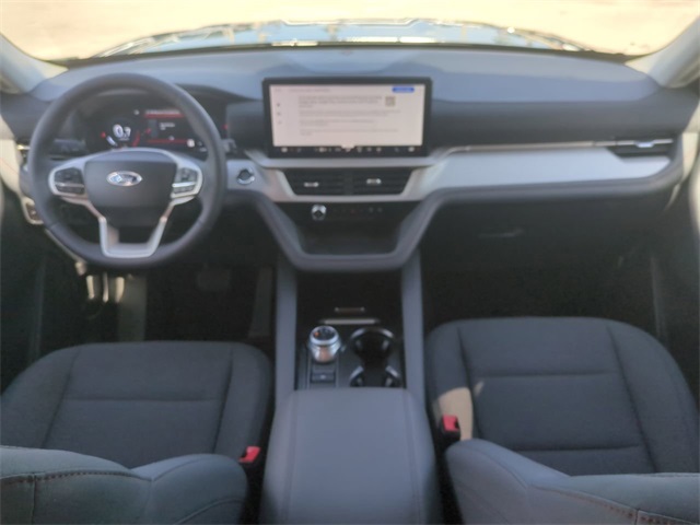 2025 Ford Explorer photo 13