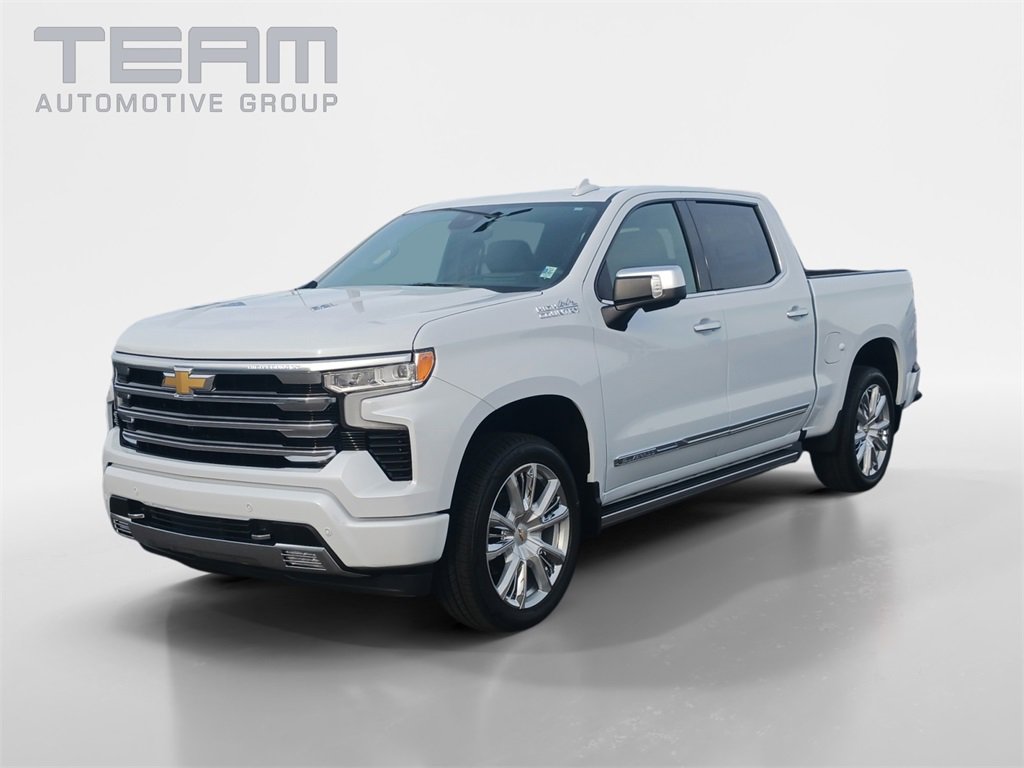 2026 Chevrolet Silverado 1500 High Country photo 3