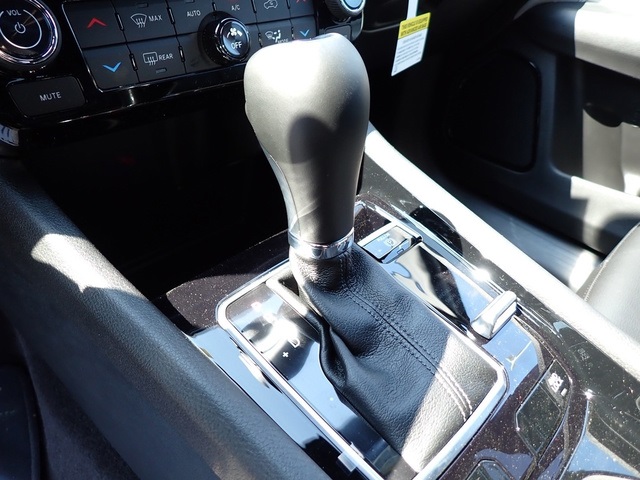 2025 Jeep Compass Limited photo 16