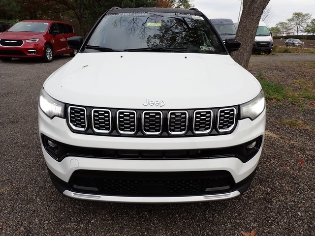 2026 Jeep Compass Limited photo 2