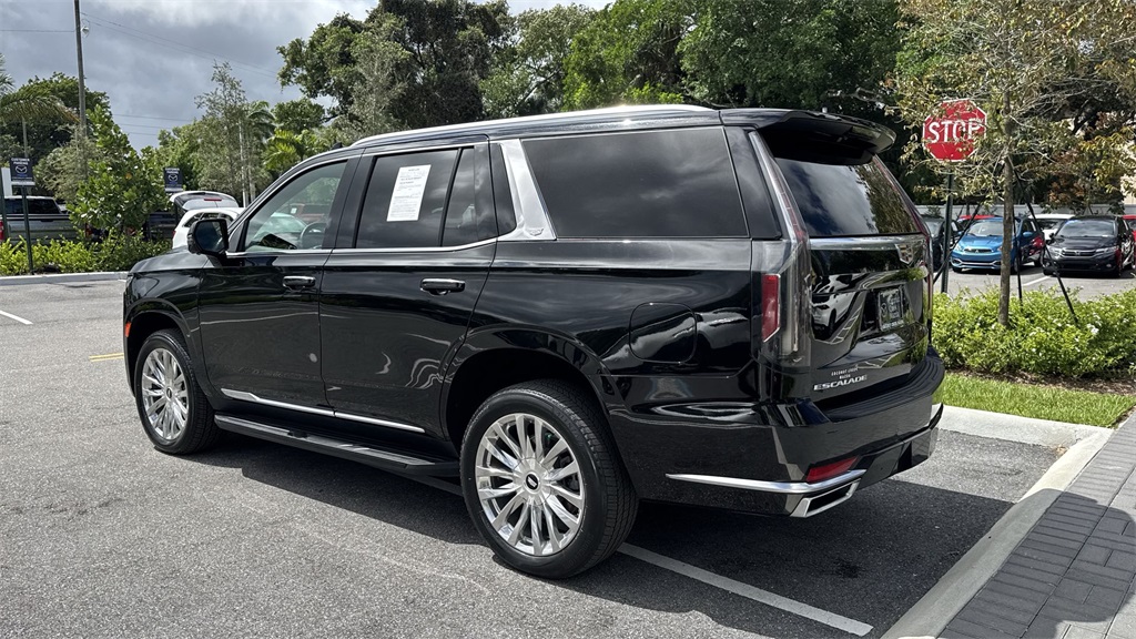 2023 Cadillac Escalade Premium Luxury photo 11
