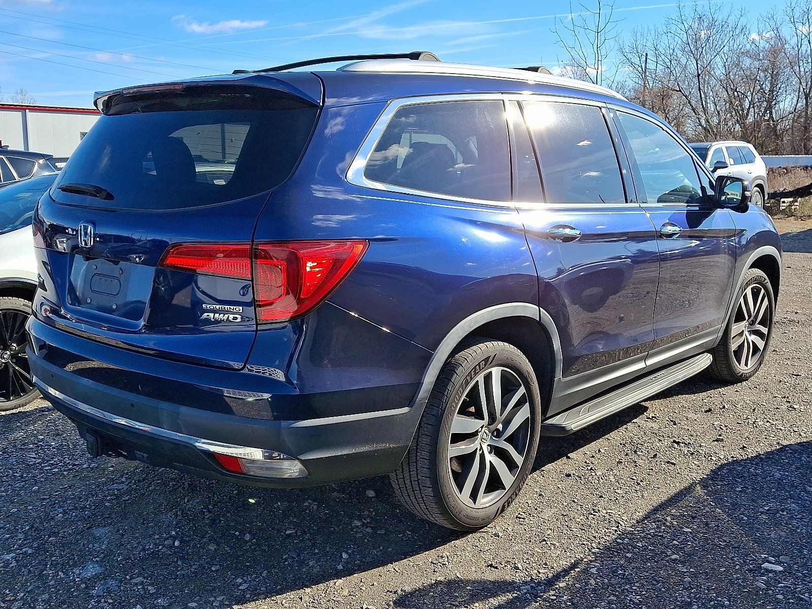 2017 Honda Pilot Touring Sport photo 3