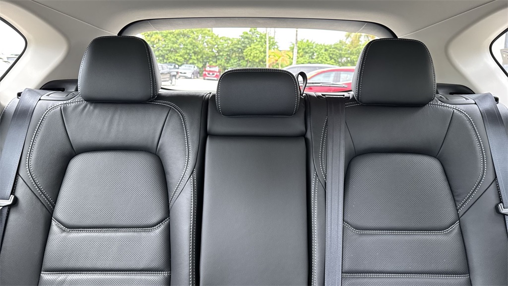 2025 Mazda CX-5 2.5 S Preferred photo 17