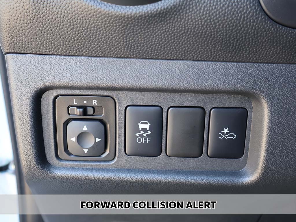 2024 Mitsubishi Mirage G4 ES LE Black Edition photo 3