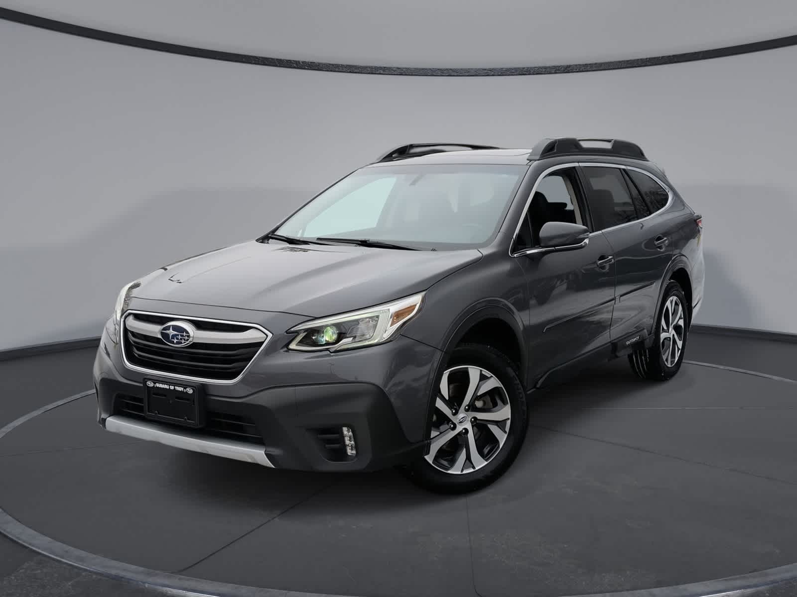 2022 Subaru Outback Limited's photo