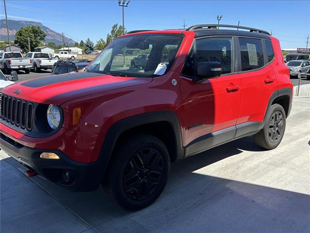 2018 Jeep Renegade Trailhawk photo 3